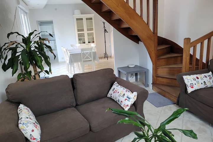 Location de vacances pour 5 personnes, avec Terrasse et Jardin à Bléré
