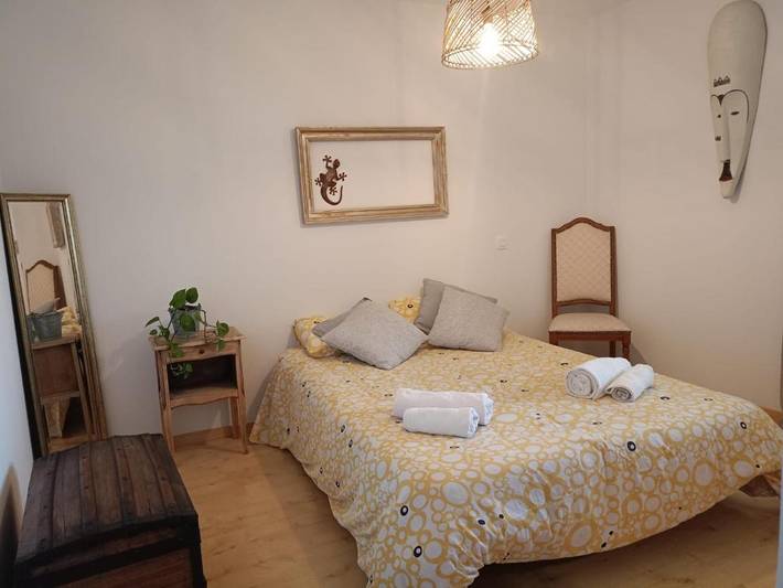 Gîte pour 2 personnes, avec terrasse ainsi que jardin et vue à Boussy