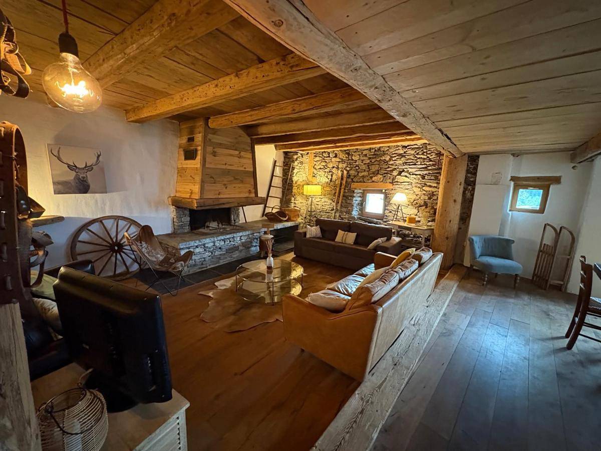 Superior Chalet in Séez, Région d'Albertville
