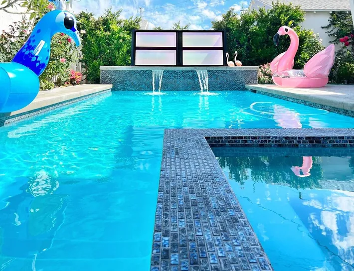 Chalet para 8 personas, con piscina además de jardín y vistas - 1
