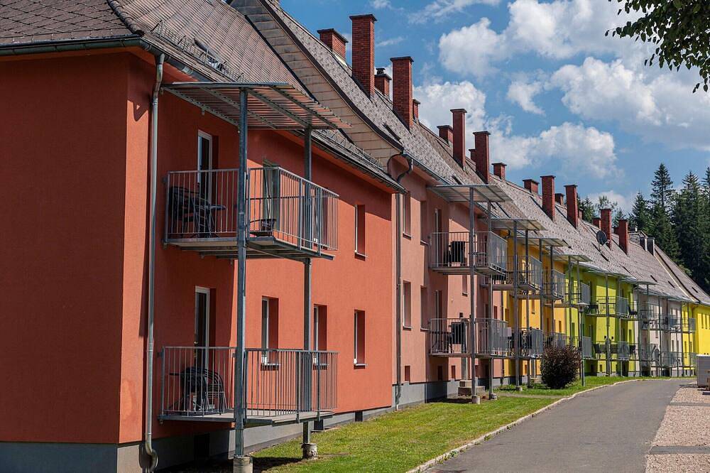 Ganze Wohnung, Großzügiges Appartement mit Infrarotsauna (ohne Kaution) in Eisenerz, Östliche Obersteiermark