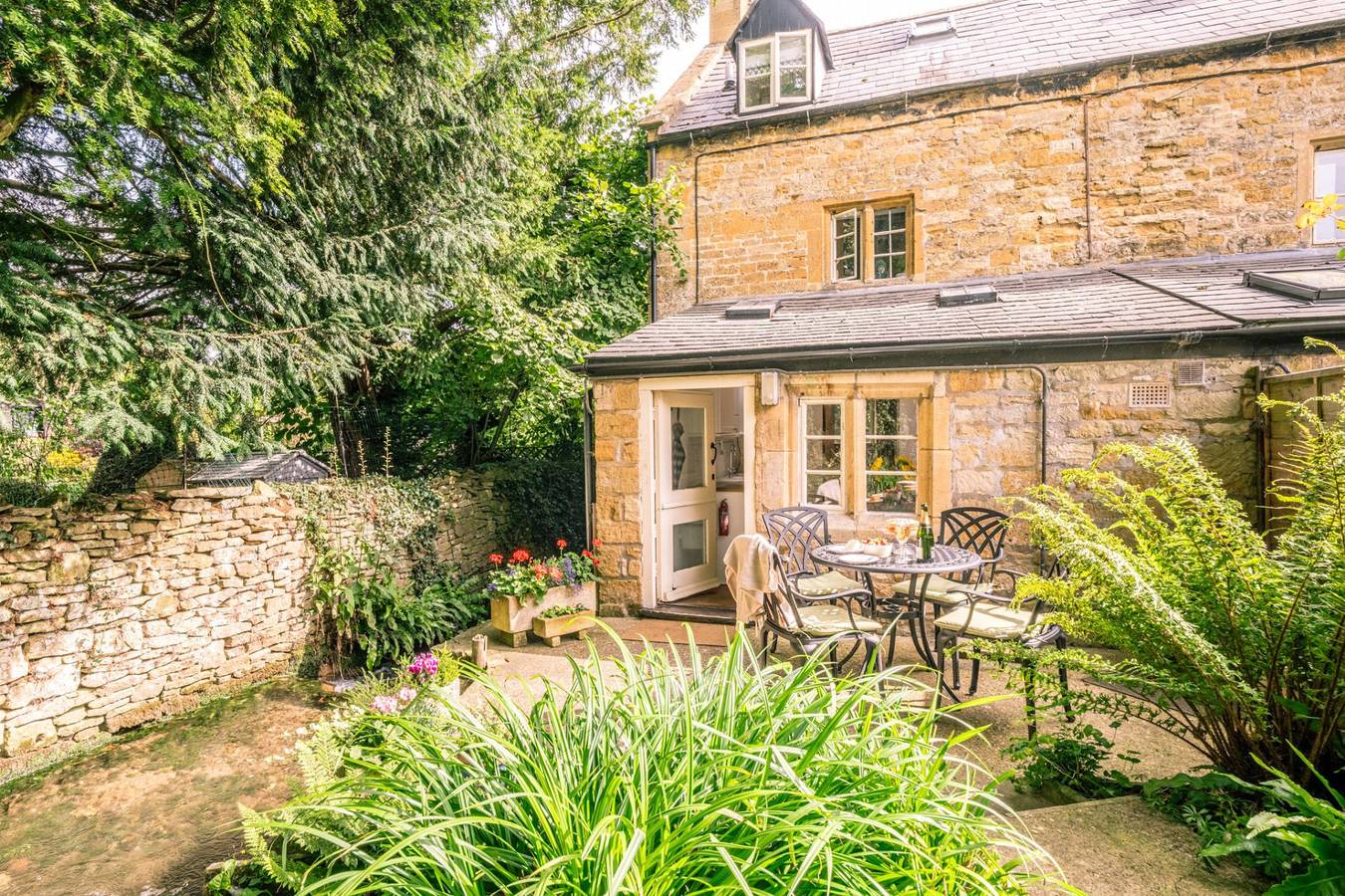 Primrose Cottage, Blockley in Blockley, Gloucestershire