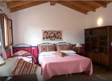 Agriturismo per 3 Persone in Loiri Porto San Paolo, Barbagia, Foto 2