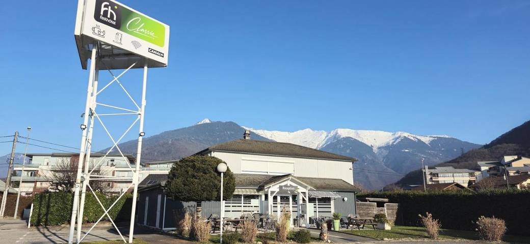 Hôtel pour 2 personnes, avec Terrasse ainsi que Jardin et Vue