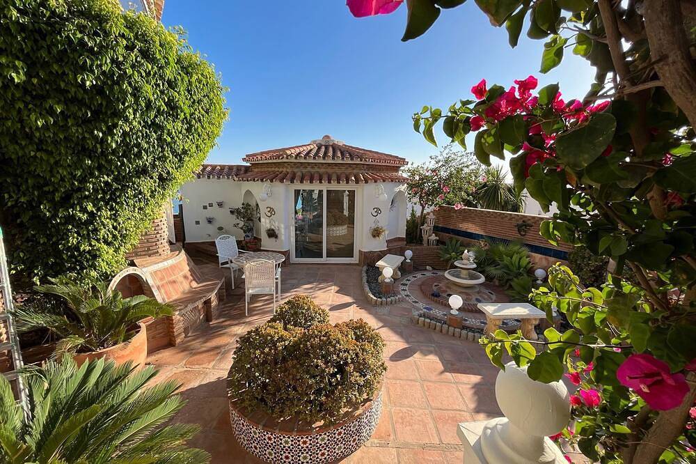 Wees Welkom bij Casa Hermosa en Geniet in een Oase van Rust in Torre de Benagalbón, Rincón de la Victoria