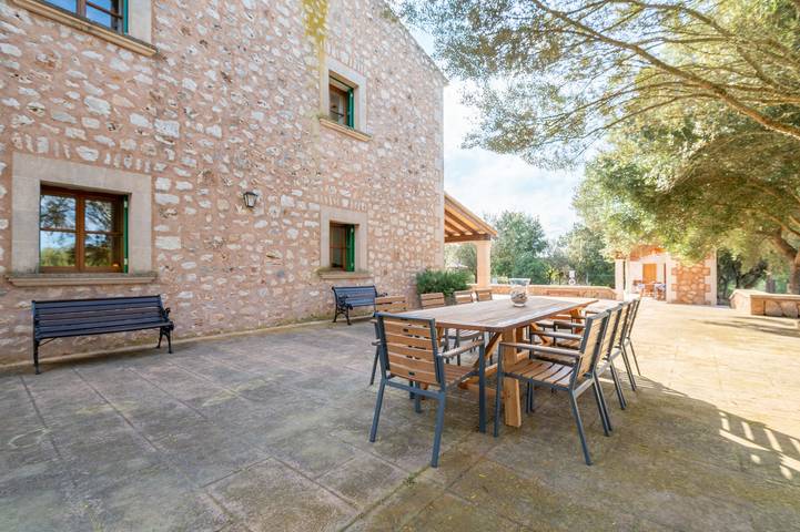 Villa 'Fadri' mit Bergblick, privatem Pool und Wi-Fi in Campos, Mallorca Süden