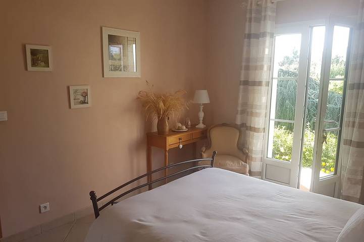 Location de vacances pour 2 personnes, avec terrasse et jardin à Montigny-sur-Loing - 3