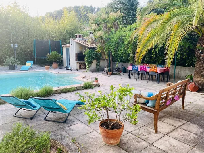 Apartamento de vacaciones para 2 personas, con piscina además de terraza y jardín - 1