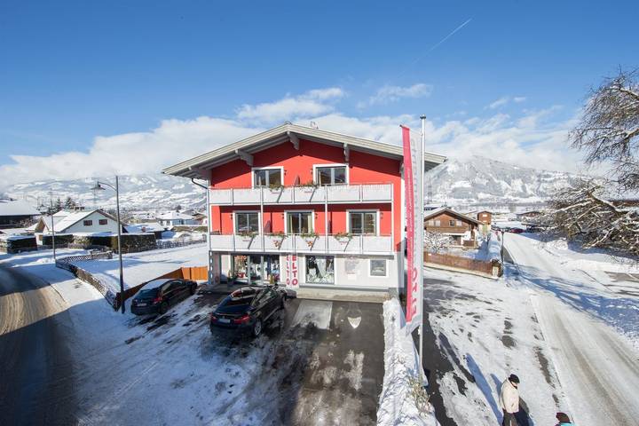 Hütte für 2 Personen, mit Garten und Sauna, mit Haustier in Kaprun