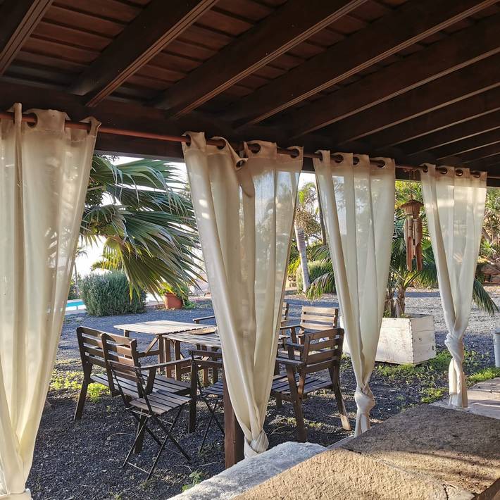 Apartamento para 4 personas, con vistas al mar además de jardín y vistas en Tijarafe