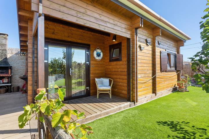 Gîte pour 4 personnes, avec balcon et jardin, adapté aux familles