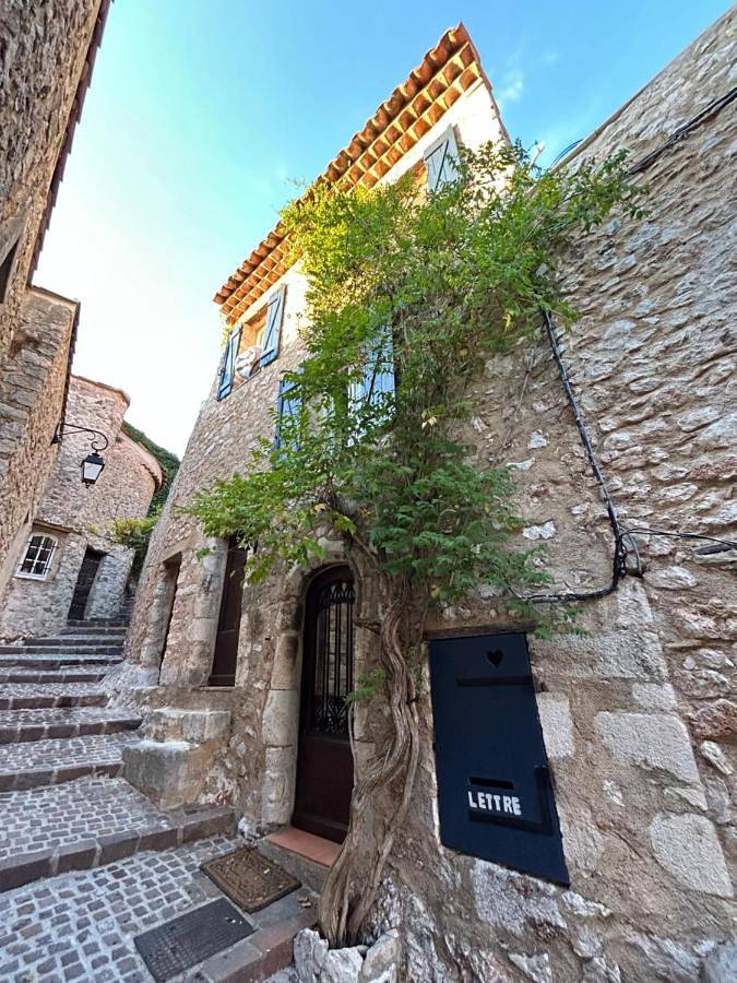 Gîte pour 2 personnes dans Office De Tourisme De Bauduen - 4