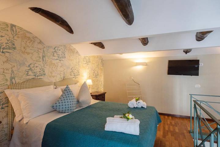 Alojamiento y desayuno para 2 personas, con balcón y vistas, Se admiten mascotas - 1