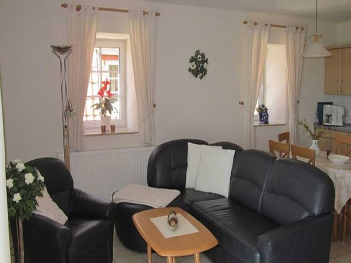 Ferienwohnung für 2 Personen, mit Garten und Sauna sowie Balkon in Göhren-Lebbin - 3