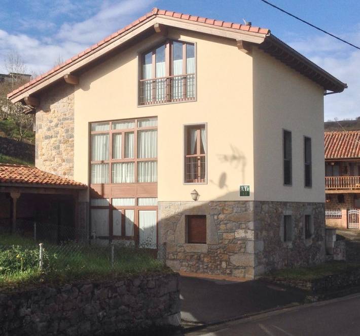 Casa rural para 2 personas, con Terraza además de Jardín y Vistas en Lagos de Covadonga