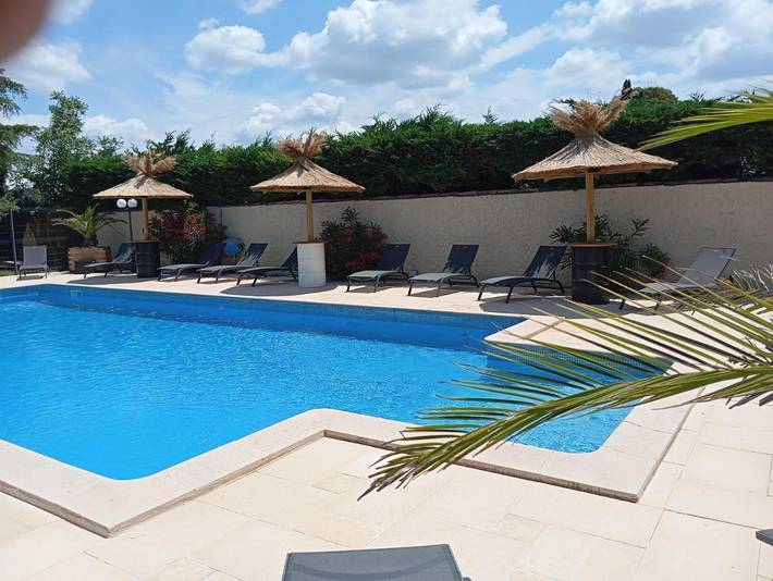 Hôtel pour 2 personnes, avec jardin et piscine, animaux acceptés à Le Pontet - 3