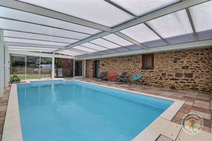 Location de vacances pour 14 personnes, avec jardin ainsi que piscine et vue à Iffendic - 4