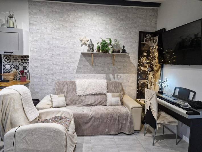 Location de vacances pour 4 personnes, avec vue et jardin dans Blésignac - 2