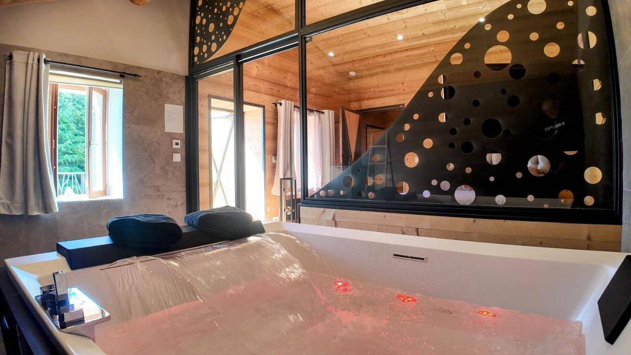 One-Bedroom Cottage in Luriecq, Montbrison