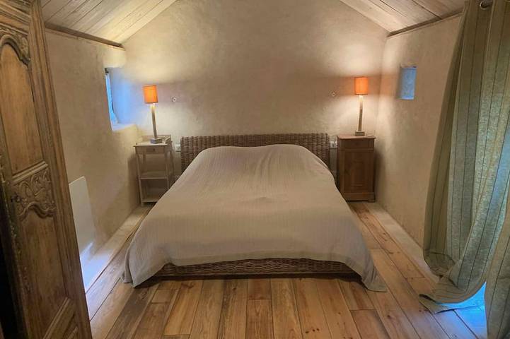 Gîte pour 4 personnes, avec terrasse et jardin, animaux acceptés à Cast - 3