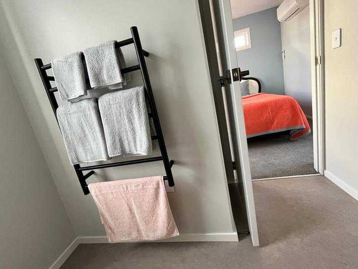 Maison d’hôte pour 2 personnes, avec jardin et terrasse à Taupo - 4