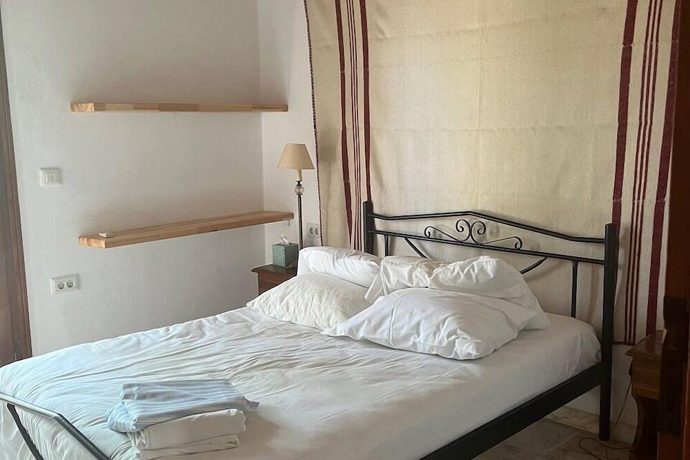 Ganze Wohnung, 2 Bedroom Apartment Magazia Skyros in Skyros