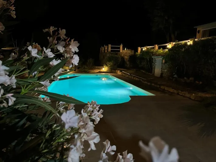 Holiday home for 6 people, with terrace and pool as well as garden - 1