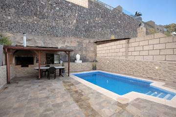 Holiday Home for 6 People in Candelaria, South Tenerife, Photo 1