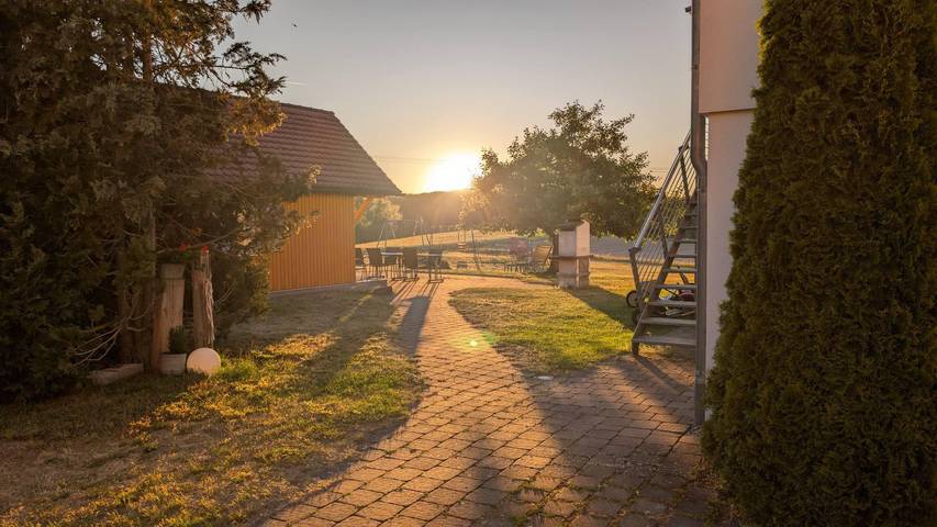 Ferienwohnung für 2 Personen, mit Balkon und Balkon/Terrasse sowie Garten und Sauna in Fränkisches Seenland - 2