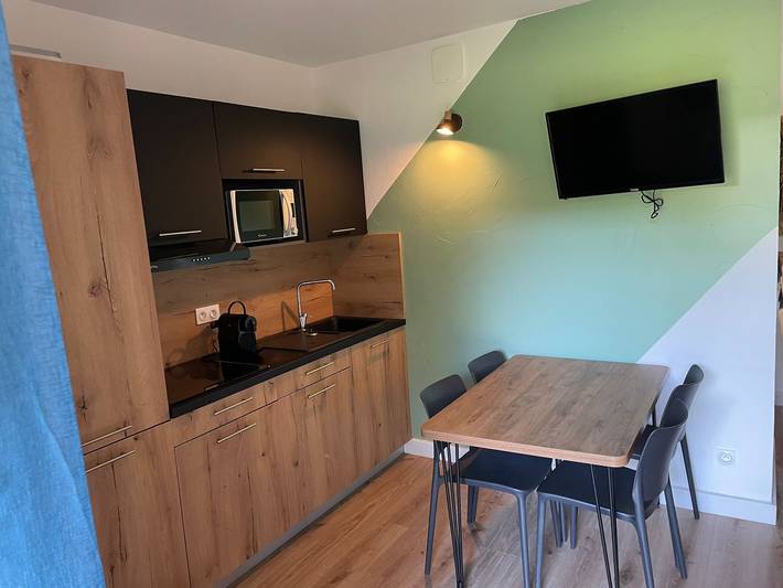 Gîte pour 4 personnes, avec terrasse et jardin dans Cala Rossa - 3