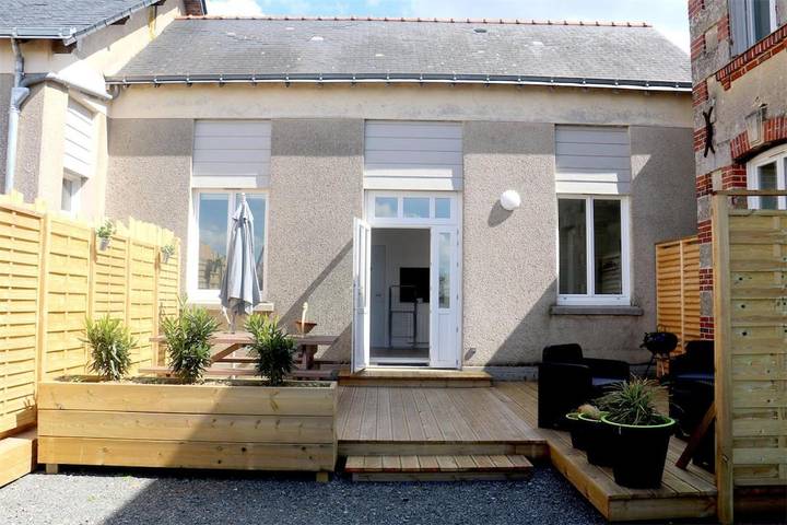 Gîte pour 4 personnes, avec terrasse et piscine, animaux acceptés dans Lys-Haut-Layon