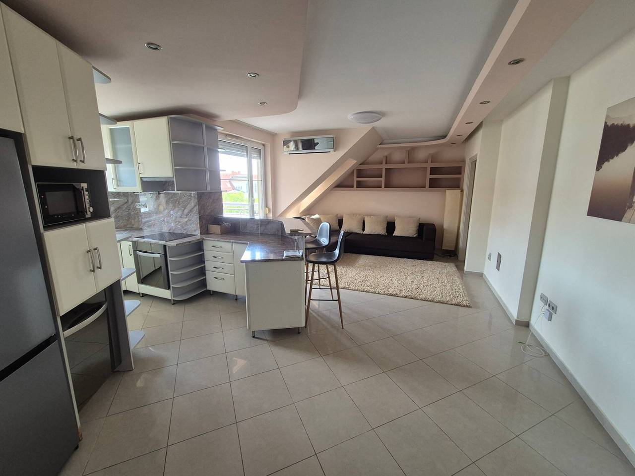 Geheel appartement, Quelle Apartment - 2Br Apartment with private garden connection and sauna in Kecskemét, Kecskeméti District