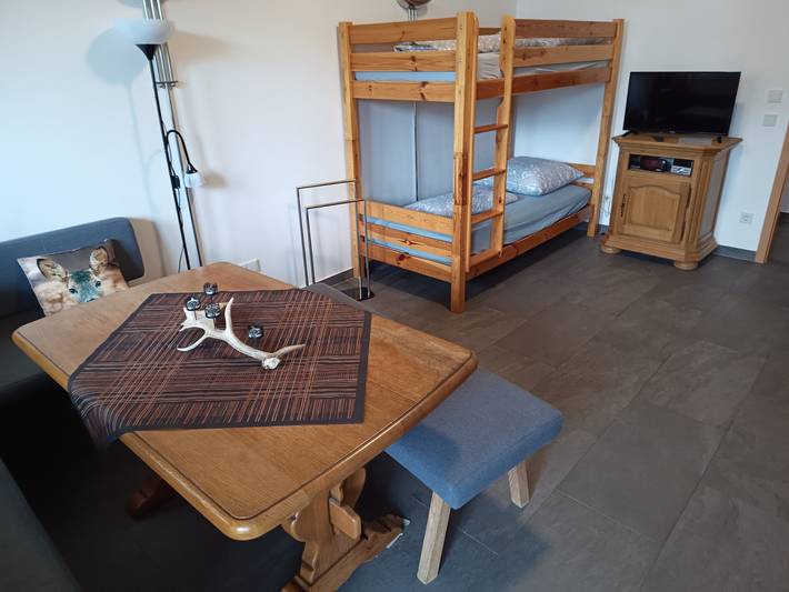 Ganze Ferienwohnung, Sonnenhof, Ferienwohnung Erdgeschoss in Weilmünster, Landkreis Limburg-Weilburg