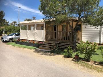 Gîte pour 6 personnes, avec bassin pour enfant ainsi que piscine et terrasse, animaux acceptés à Alénya
