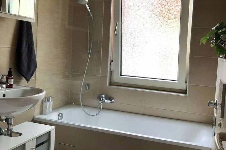 Appartement entier, Maison 1 chambre long séjour/Basf/Parking/Netflix/Wifi rapide in Ludwigshafen, Kurpfalz