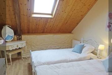 Gîte pour 8 Personnes dans Plurien, Côte d’Émeraude, Photo 2