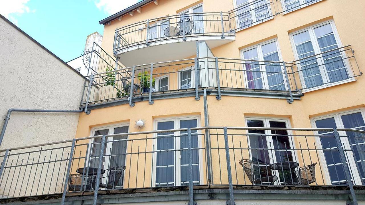 Villa Viktoria 1 - Apartments - City center in Ingolstadt, Haute-Bavière