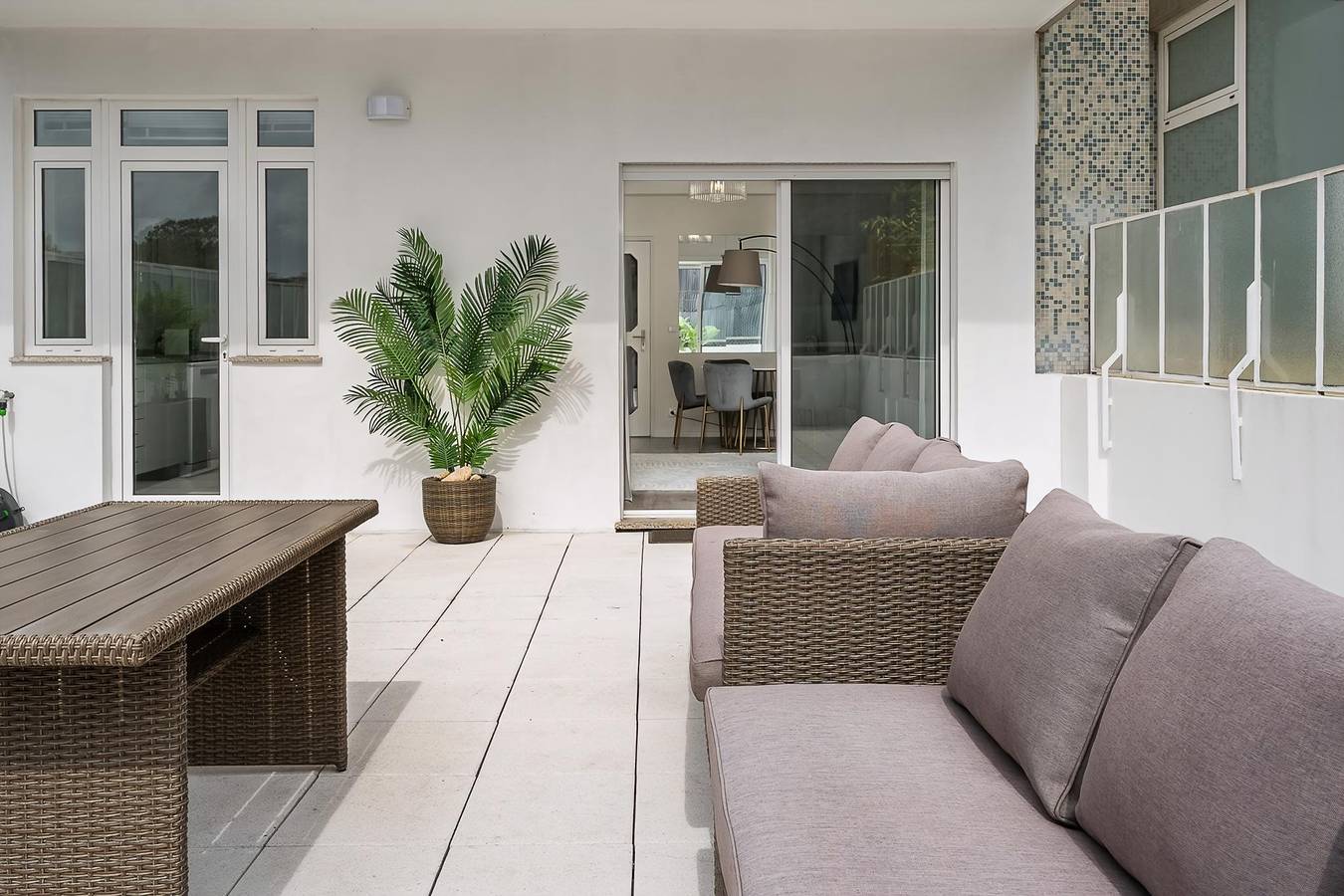 Ganze Wohnung, Ferienwohnung für 5 Personen mit Terrasse in Cedofeita, Porto