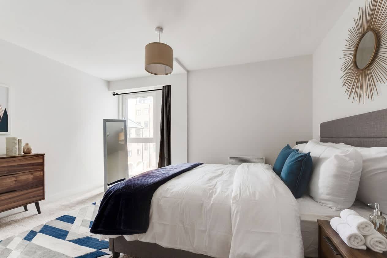 Ganze Wohnung, Modern 1 Bed Flat in a Converted Mill w Parking in Leeds, Westliches Yorkshire