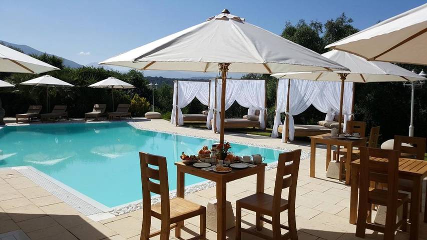 Villa pour 2 personnes, avec jardin et piscine
