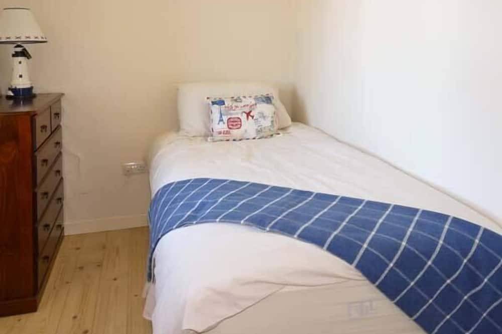 Bluebell Cottage, family friendly in Spanish Point, County Clare in County Clare