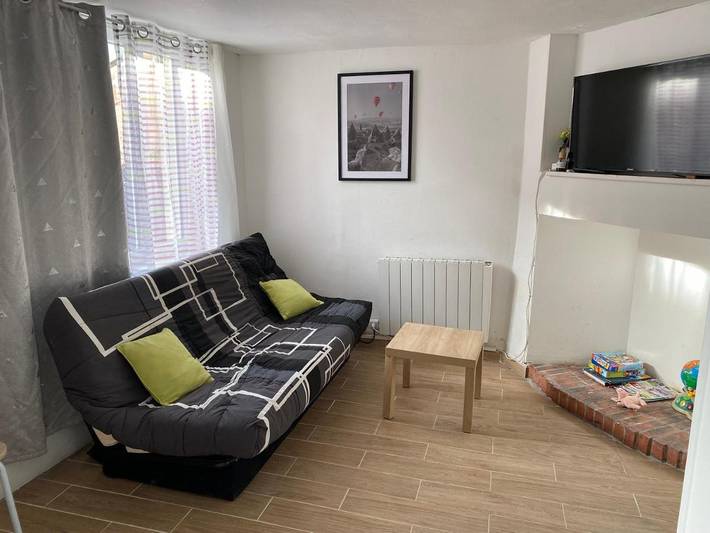 Gîte pour 6 personnes, avec terrasse et vue à Saint-Martin-de-Bienfaite-la-Cressonnière