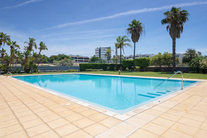 Ferienwohnung für 4 Personen, mit Kinderpool und Garten, mit Haustier