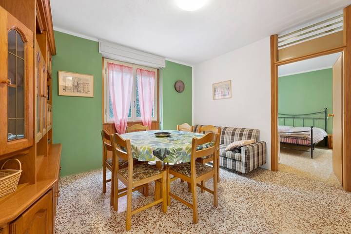 Apartamento inteiro, Apartamento San Martino Val Masino com estacionamento privado in San Martino (Val Masino), Val Masino