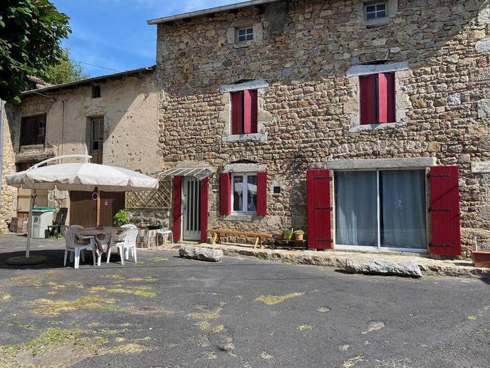 Location de vacances pour 4 personnes, avec terrasse et vue à Bellevue-la-Montagne - 2