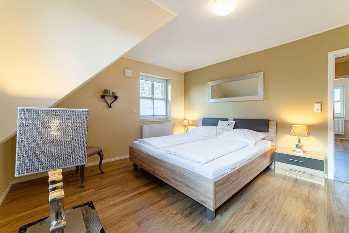 Ferienhaus für 5 Personen, mit Garten in Greetsiel - 3