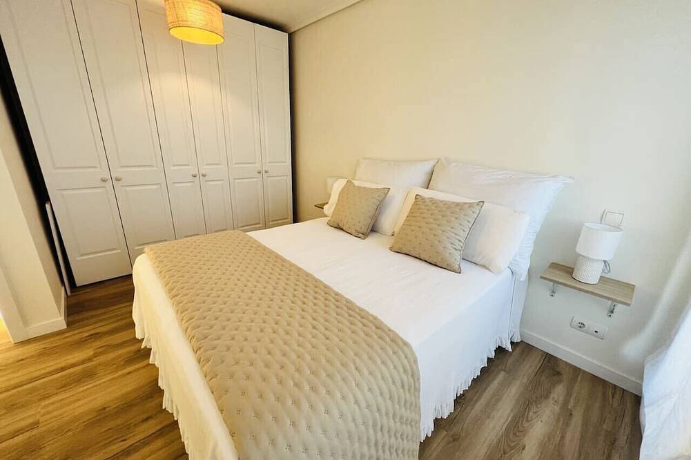 Entire apartment, Luminoso Ático con vistas a la bahia in Santander, Cantabrian Coast