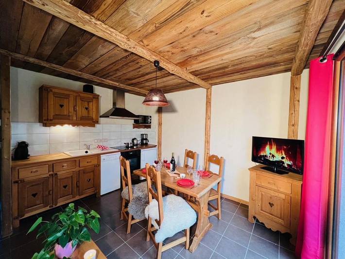 Gîte pour 4 personnes, avec jardin et terrasse, animaux acceptés à Chapelle-des-Bois - 4