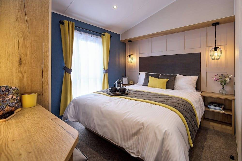 Billing Aquadrome 2 Bed Hot Tub Caravan in Northampton, Northamptonshire