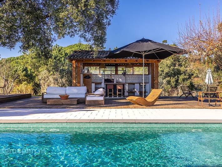 Casa de férias para 14 pessoas, com varanda/terraço e piscina e ainda terraço em Sertã